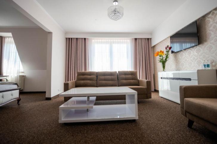 Hotel Palacowa Narol 外观 照片